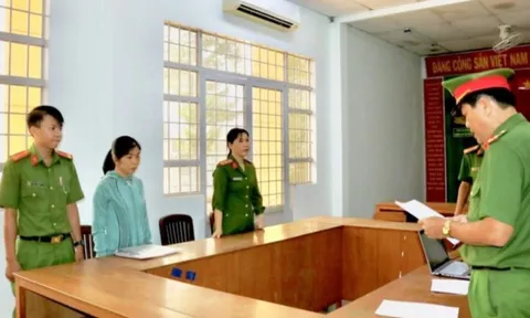 Bắt tạm giam nữ kế toán để ngoài sổ sách hơn 800 triệu đồng
