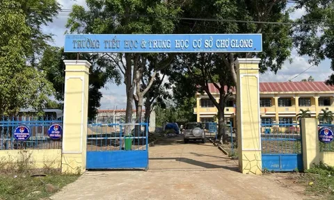 Truy tố cựu kế toán trường học nâng khống tiền lương, chiếm đoạt gần 1 tỷ đồng