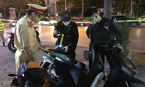 Hành vi báo chốt Cảnh sát giao thông đang làm nhiệm vụ sẽ bị xử phạt như thế nào?