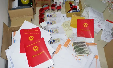Hà Nam: Triệt phá đường dây làm giấy tờ giả thu lời bất chính trên 100 tỷ đồng