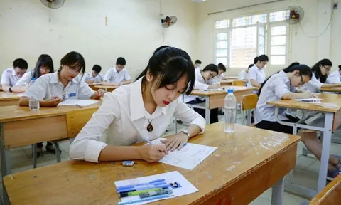 Oái oăm chuyện thi
