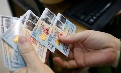 Trình tự, thủ tục cấp, đổi, cấp lại thẻ căn cước tại cơ quan quản lý và cổng dịch vụ công, VNeID