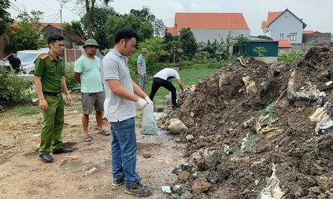 Khởi tố 3 đối tượng chôn lấp hơn 400 tấn chất thải trái phép