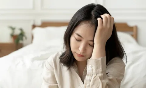 Tôi vẫn yêu chồng dù anh ấy liên tục nợ nần tiền tỷ vì cá độ