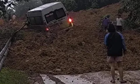 Thủ tướng yêu cầu tập trung khắc phục sự cố sạt lở đất tại Hà Giang