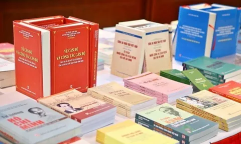 Chủ động đổi mới, sáng tạo, ứng dụng chuyển đổi số vào biên tập sách