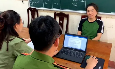 Khởi tố 'nữ quái' bán bé gái 12 tuổi cho người đàn ông nước ngoài