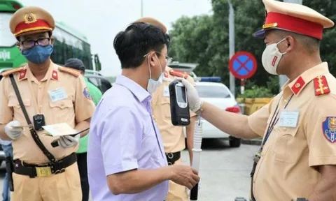 Đề xuất hạ mức phạt tiền hành vi vi phạm nồng độ cồn chưa vượt quá 0,25 miligam/1 lít khí thở
