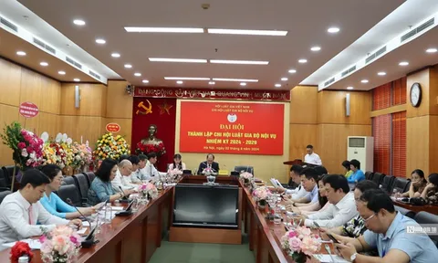 Công bố quyết định thành lập Chi hội Luật gia Bộ Nội vụ