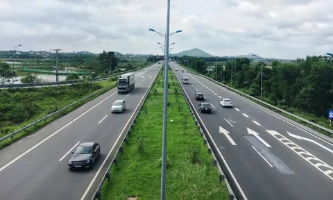 Đề xuất quy định thu phí sử dụng đường bộ cao tốc