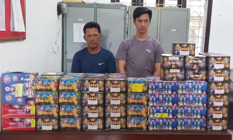 Khởi tố 2 đối tượng cầm đầu đường dây nhập pháo lậu từ Campuchia về Việt Nam tiêu thụ