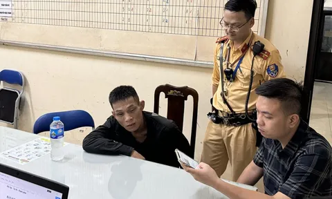 Bắt đối tượng nhiễm HIV trộm cắp xe máy ở Hà Nội