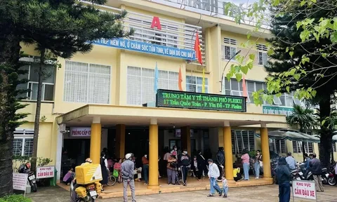 Tạm giữ cha dượng hiếp dâm bé gái 13 tuổi đến mang thai