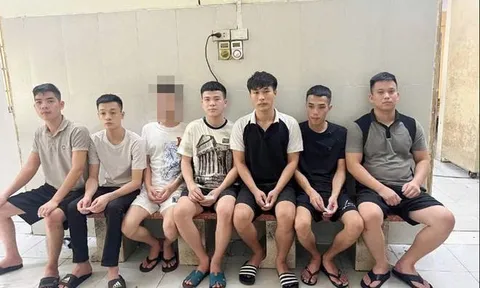 Bắt nhóm đối tượng lừa đảo mua bán phần mềm theo dõi, định vị điện thoại ở Hà Nội