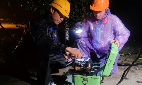 Dồn nguồn lực khôi phục thông tin tại địa phương bị ảnh hưởng do bão
