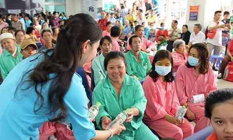 Điều kiện hành nghề công tác xã hội từ ngày 15/10/2024