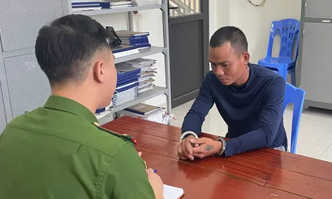 Tạm giữ đối tượng vi phạm nồng độ cồn, chống đối cảnh sát giao thông ở Hà Tĩnh