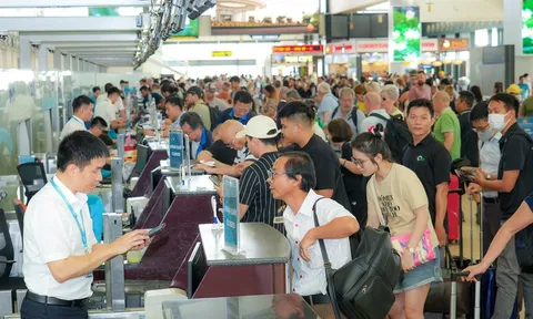 Không để tăng giá vé máy bay bất hợp lý
