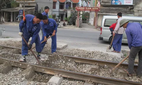 Xử lý công trình đường sắt có dấu hiệu nguy hiểm, không đảm bảo an toàn thế nào?