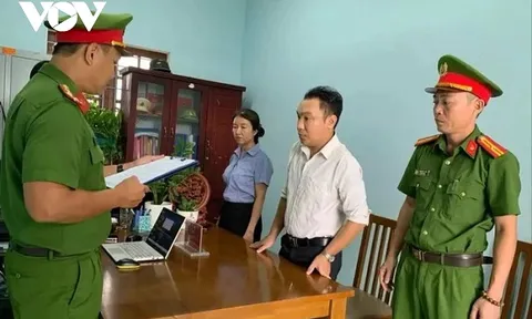 Khởi tố, bắt tạm giam một công chức hộ tịch xã tại Quảng Nam