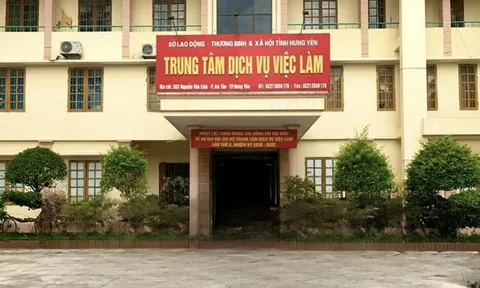 Bắt tạm giam Giám đốc Trung tâm dịch vụ việc làm tỉnh Hưng Yên