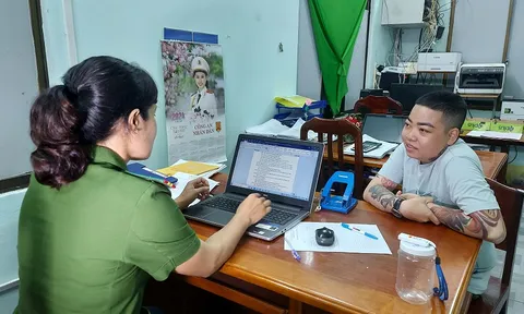 Con gái dàn dựng bị bắt, đánh đập để tống tiền cha ruột