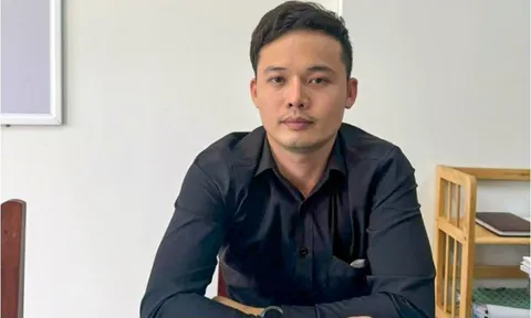 Bắt tạm giam đối tượng lên mạng mua sổ đỏ giả rồi đem đi cầm lấy 400 triệu đồng