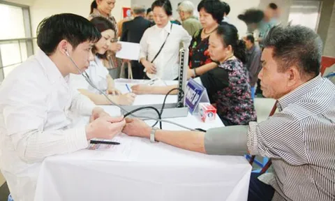 Đề xuất phân cấp giải quyết thủ tục hành chính trong lĩnh vực khám, chữa bệnh
