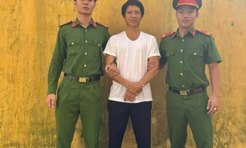 Bắt đối tượng dùng xăng dọa giết cả nhà người yêu cũ