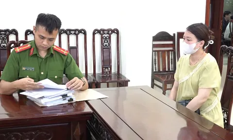 Khởi tố đối tượng lừa làm thủ tục đi nước ngoài để chiếm đoạt tài sản