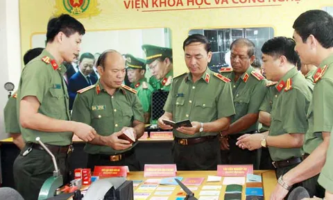 Tạo hành lang pháp lý để quản lý hoạt động thông tin khoa học và công nghệ Công an nhân dân