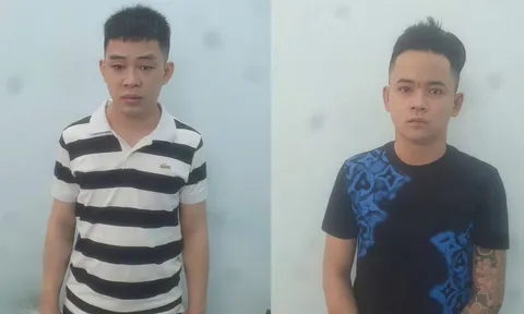 Bắt 2 thanh niên đâm người đi đường vì nghĩ bị 'nhìn đểu'