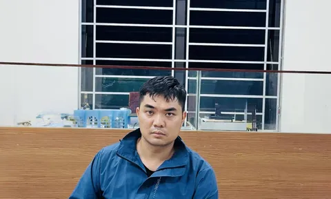 Bắt đối tượng cướp 22 chiếc điện thoại di động tại FPT Shop