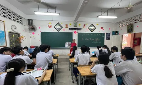 Ban hành Chương trình Giáo dục đáp ứng yêu cầu của người học