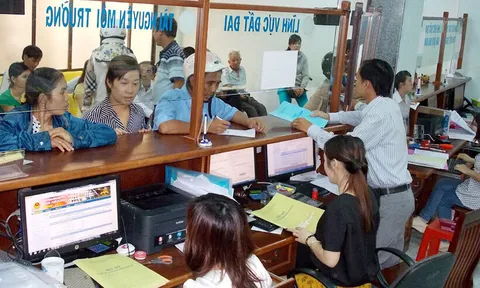 Thủ tướng yêu cầu cắt giảm, đơn giản hóa thủ tục hành chính ngay từ khâu xây dựng văn bản