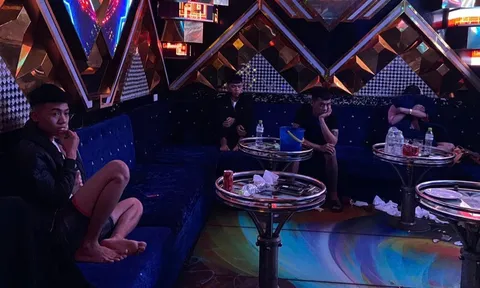 Phát hiện nhiều đối tượng dương tính với ma túy tại quán karaoke ở Quảng Nam