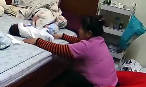 Hà Nội: Tạm giữ bảo mẫu nghi bạo hành bé trai hơn 1 tháng tuổi