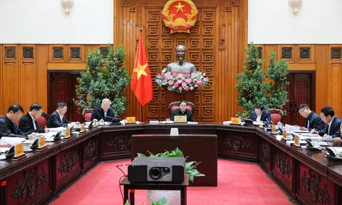 Thủ tướng chủ trì Phiên họp thứ 9 Ban Chỉ đạo tinh gọn bộ máy của Chính phủ