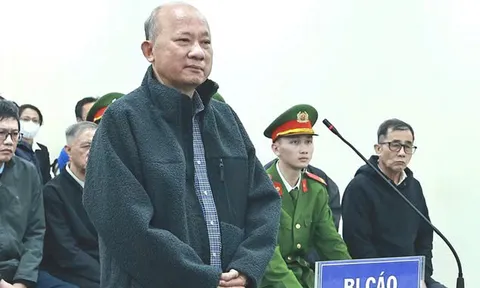 Tuyên án 6 năm tù đối với Chủ tịch UBND tỉnh Bình Thuận