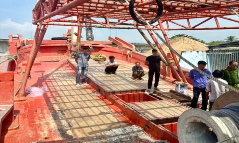 Khởi tố nhóm đối tượng sát hại ngư phủ rồi phi tang xác xuống biển