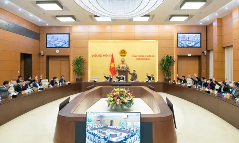 UBTVQH thông qua Nghị quyết về việc phê chuẩn bộ máy làm việc của VKSNDTC