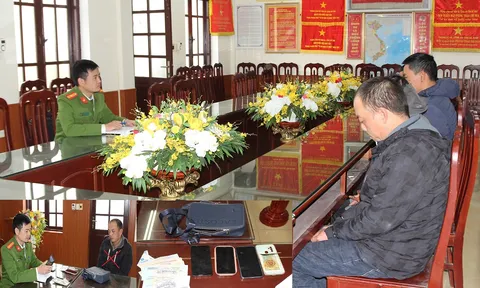 Hà Nam: Bắt nhóm đối tượng móc túi tại chùa Tam Chúc