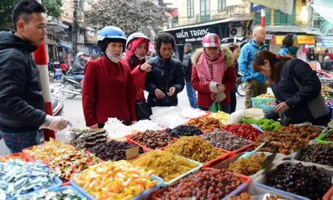 Hành vi vi phạm an toàn vệ sinh thực phẩm tại khu lễ hội bị xử lý như thế nào?