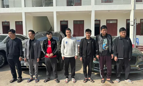 Bắt giữ 9 đối tượng lừa đảo đầu tư chứng khoán hơn 200 tỷ đồng