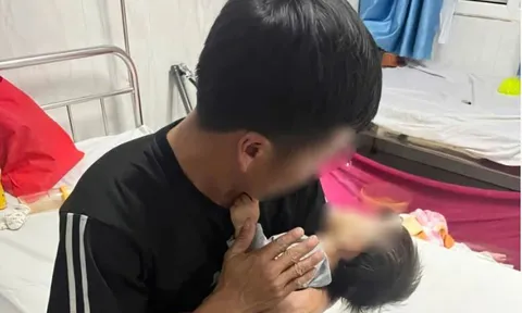 Xác minh thông tin bé gái 9 tháng tuổi nghi bị đánh bầm tím hai má