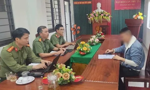 Cần đẩy mạnh tuyên truyền để ngăn chặn việc đăng tin sai sự thật trên mạng xã hội