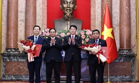 Chủ tịch nước trao quyết định bổ nhiệm các Phó Thủ tướng và Bộ trưởng nhiệm kỳ 2021-2026