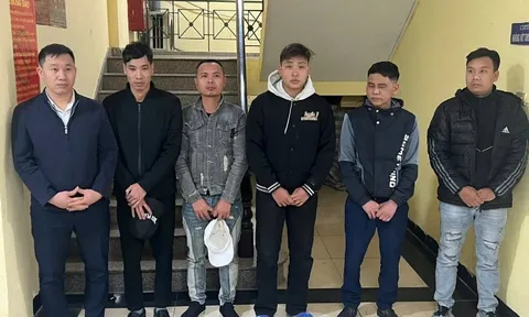 Bắt giữ nhóm đối tượng tạt axit đánh ghen ở Hà Nội