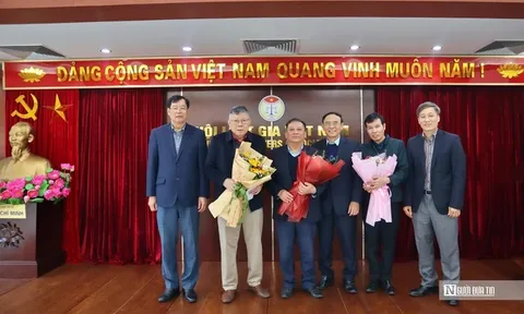 Hội Luật gia Việt Nam chia tay 3 cán bộ nghỉ công tác