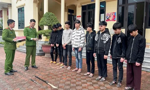 Triệu tập nhóm thanh thiếu niên dùng hung khí đánh nhầm người
